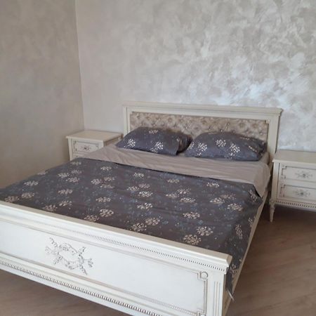 Luxury Apartment In The Center Chisinau Eksteriør bilde
